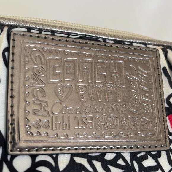 Coach Poppy Daisy wristlet - Picture 3 of 12